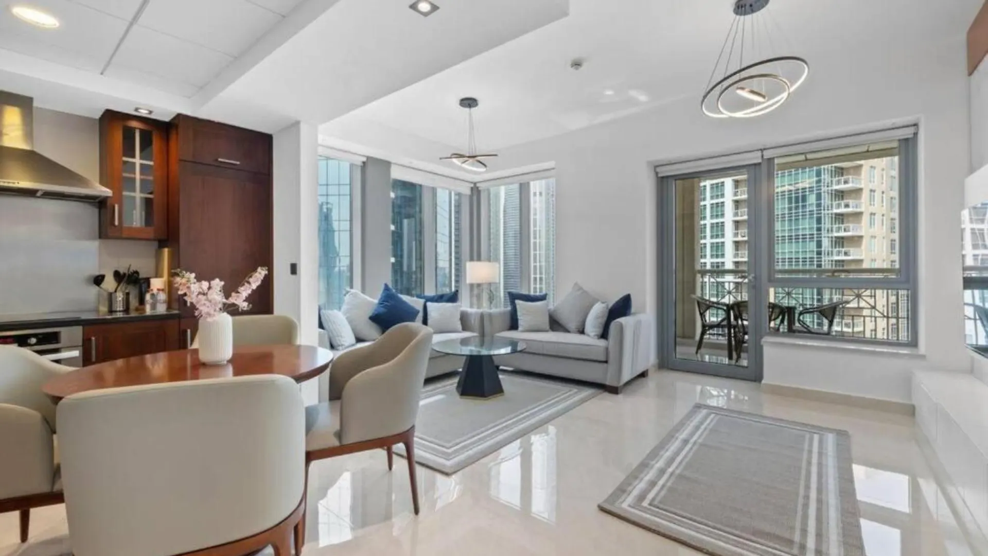 Bellavista - 29 Blvd - 2 Bedroom Fabulous Fountain View location